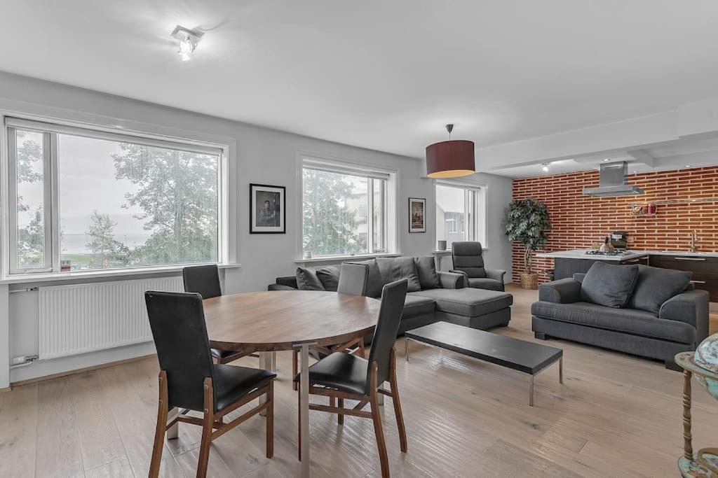 Central Reykjavik Apartment Bagian luar foto